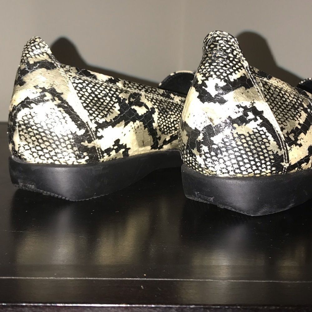 NWOB Bellini loafers   - Picture 2 of 5